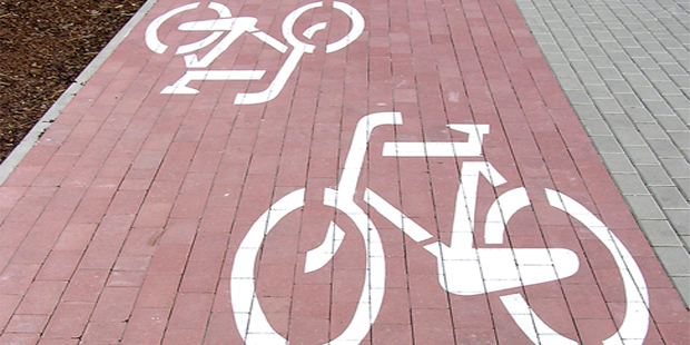 Paulistanos aprovam ciclofaixas, mas a maioria ainda vai de carro