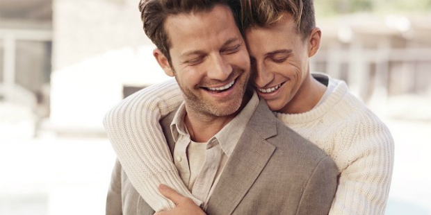 Empresas ampliam direitos trabalhistas a casais homossexuais