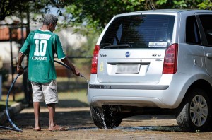 Brasil desperdiça quase 40% de sua água tratada em rede de distribuição falha