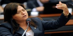 Senado aprova projeto que proíbe revista íntima de funcionárias