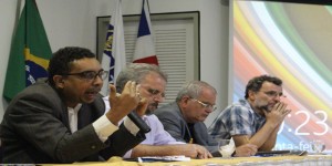 Palestra evidencia o impasse histórico das crises políticas-econômicas no Brasil