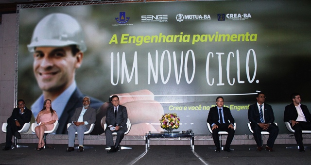 Homenagens e palestra marcam celebração do Dia do Engenheiro