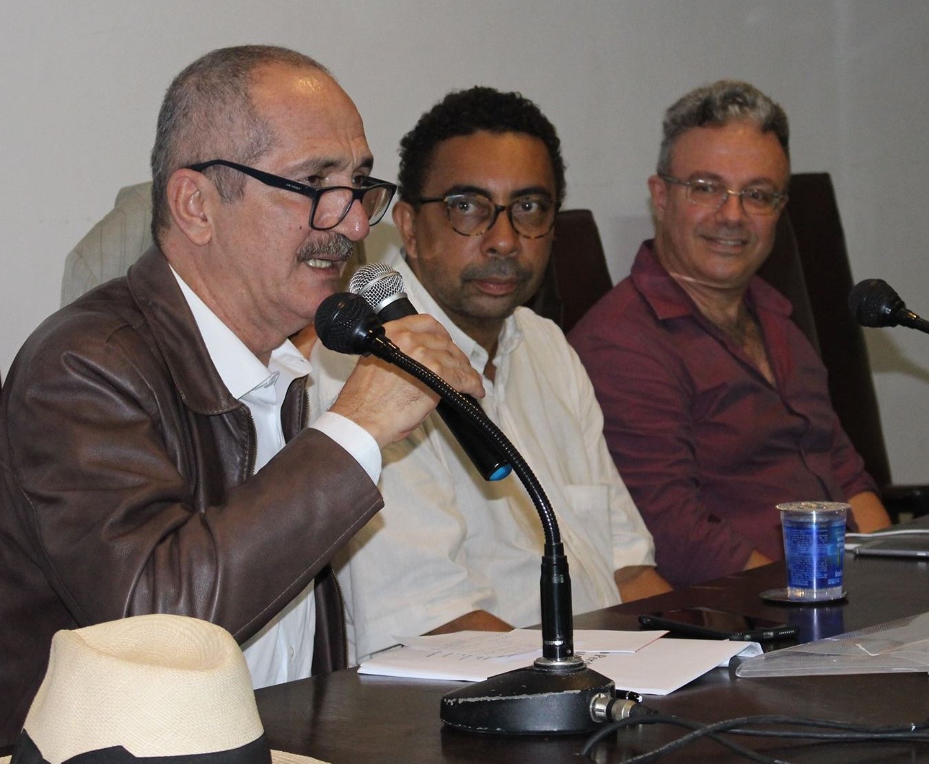 Em palestra, ex-ministro Aldo Rebelo afirma que retomada do desenvolvimento é a agenda capaz de unir o país