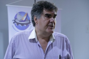 “O Brasil está voltando a ser um simples exportador de commodities”, afirma economista