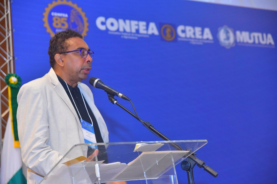 “Precisamos que as universidades e o poder público adotem a cultura do planejamento”, afirmou o vice-presidente da Fisenge