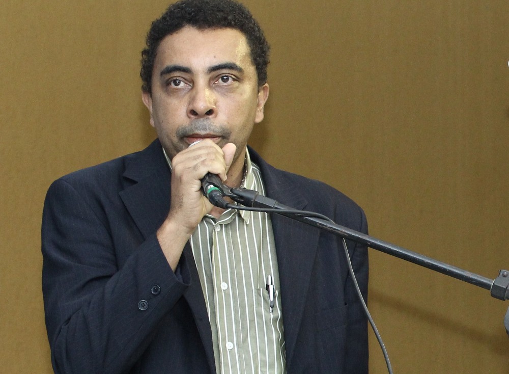 Em artigo, engenheiro resgata trajetória do movimento estudantil baiano